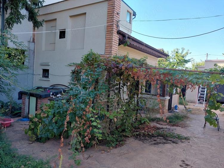 Casă cu Teren 590 Mp în Central