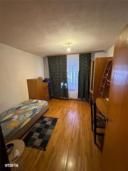 Apartament 4 Camere Decomandat Cercetatorilor - 3