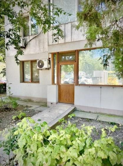 Tomis III, spatiu comercial 52 mp. - 1