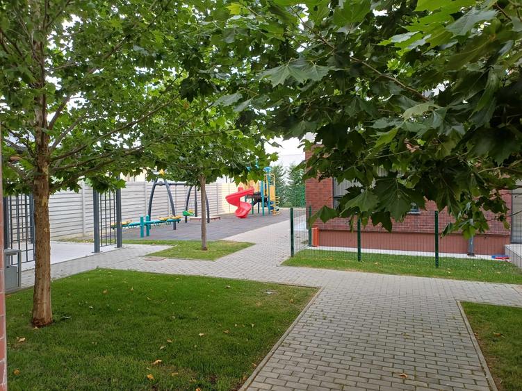 Apartament cu 2 camere decomandat în Cârcea