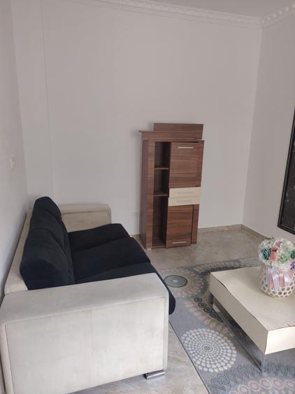 Eroii Revolutiei casa 6 camere accept si straini 850 euro usor discutabil - 4