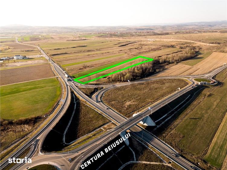 Teren de 11051 mp, în Central