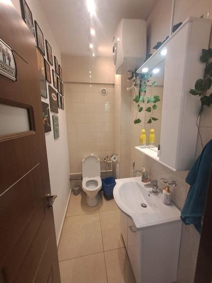 Spațiu comercial, de 35 mp, în Palazu Mare