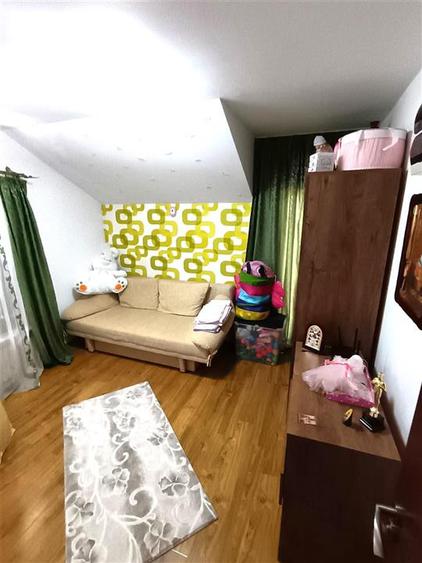 Casă cu 4 camere cu Teren 207 Mp în Central