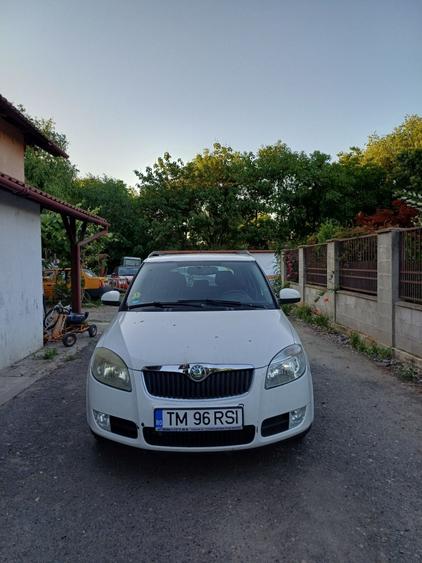 Casă în Utvin
