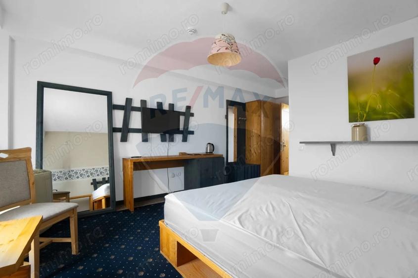 Casă cu 25 camere cu Teren 6630 Mp în Murighiol