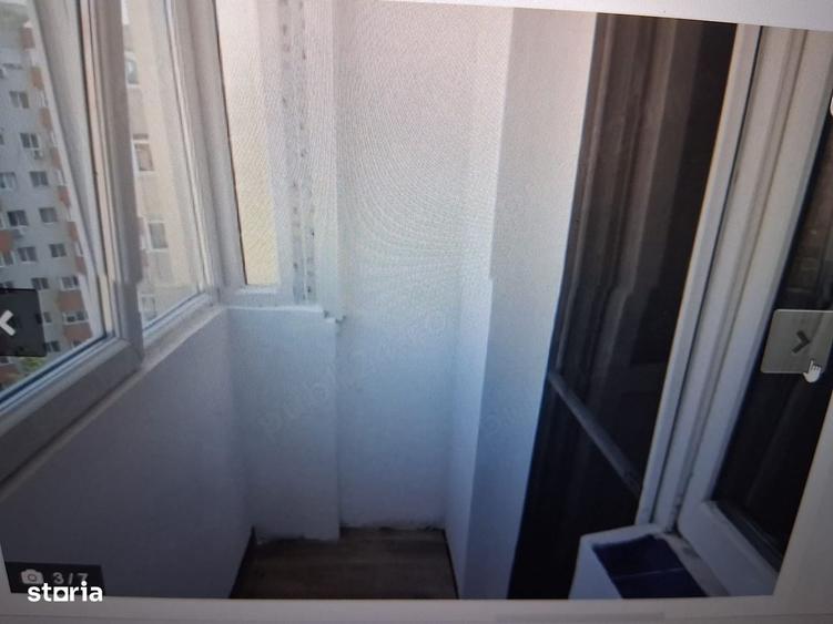 Apartament cu 2 camere semidecomandat în Tei