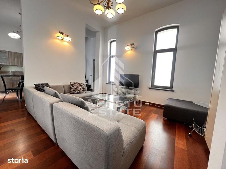 Apartament cu 3 camere în P-ța Unirii