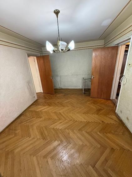 Apartament cu 2 camere semidecomandat în Obor