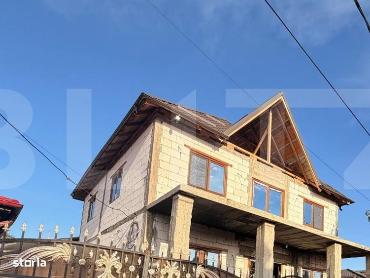 Casă cu 4 camere în Bușteni