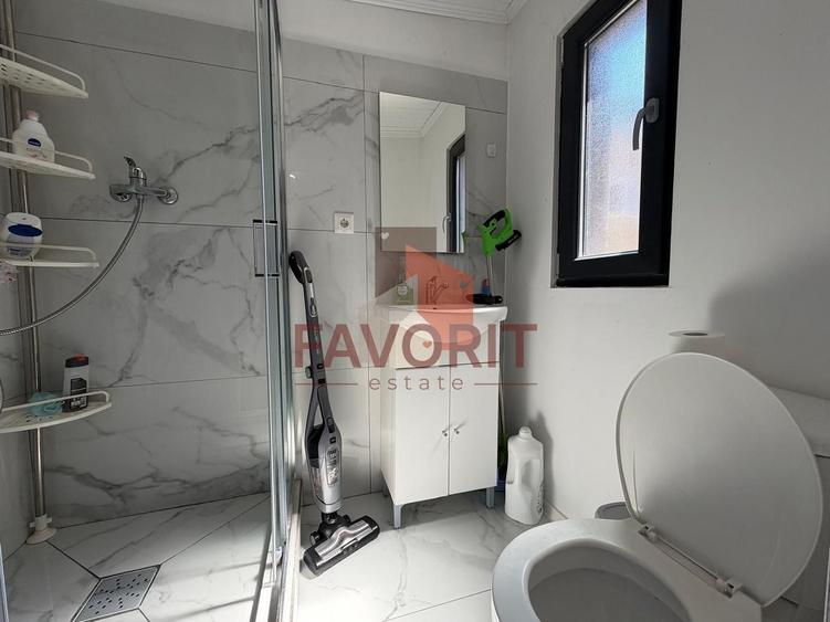 Duplex cu 3 camere cu Canalizare în Sânmihaiu Român