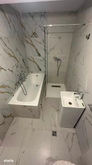 Apartament cu 3 camere decomandat în Bucium