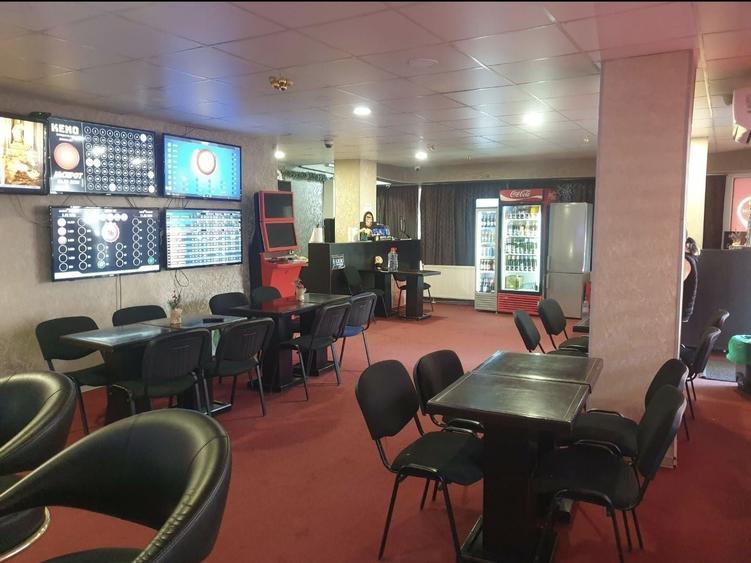 Spațiu comercial, de 80 mp, în Broșteni