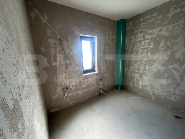 Casă individuală cu 5 camere cu Canalizare în Exterior Est