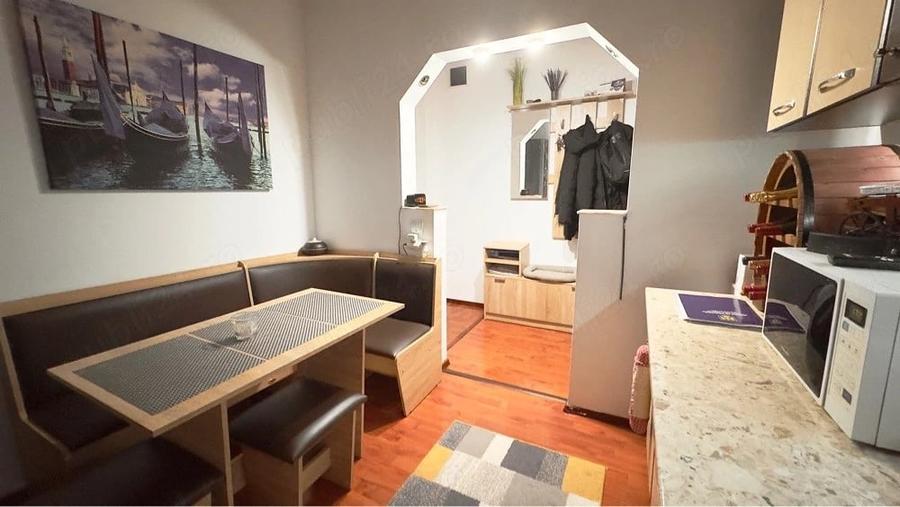 Apartament cu 2 camere decomandat în Central