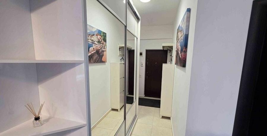 Apartament cu 3 camere în Băneasa