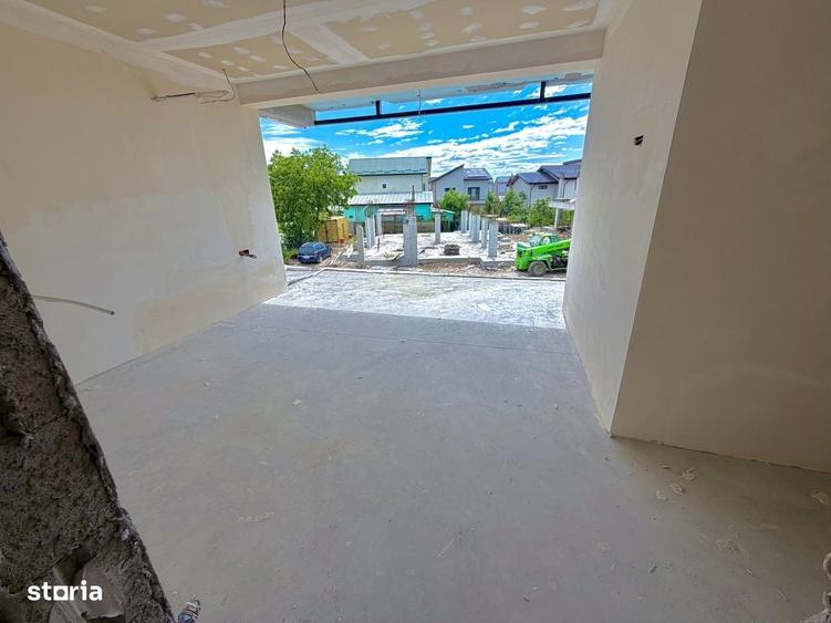 Casă cu 4 camere în Splaiul Unirii