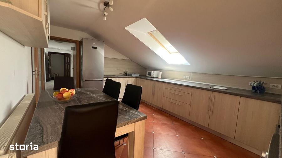 Apartament cu 2 camere decomandat în Pârneava