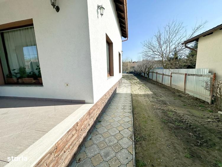 Casă cu 4 camere în Cucerdea