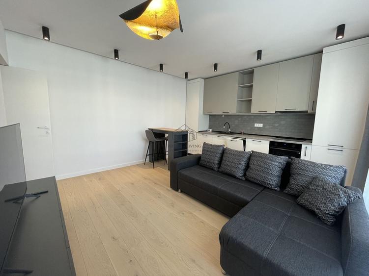 Apartament cu 2 camere semidecomandat, mobilat în Aviației