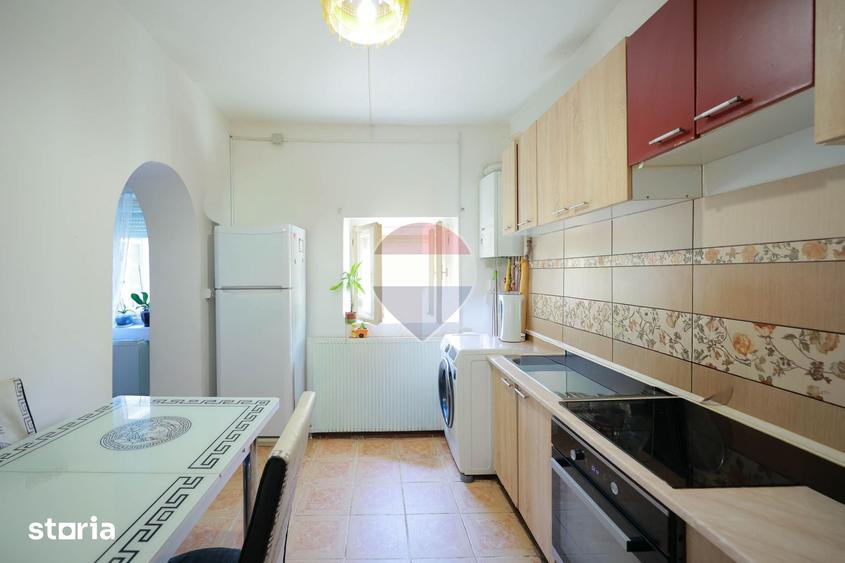 Casa de vanzare cu 4 camere - Santaul Mare, comuna Bor?, jude?ul Bihor - 1