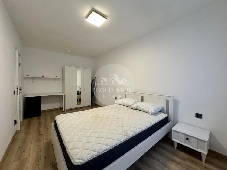 Apartament cu 3 camere semidecomandat, mobilat în Apărătorii Patriei