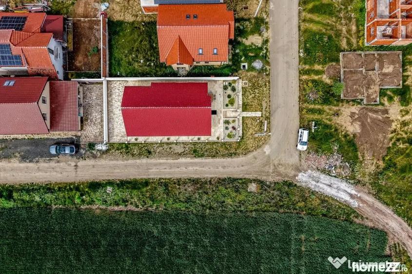 Casă cu 4 camere cu Teren 300 Mp în Tisa