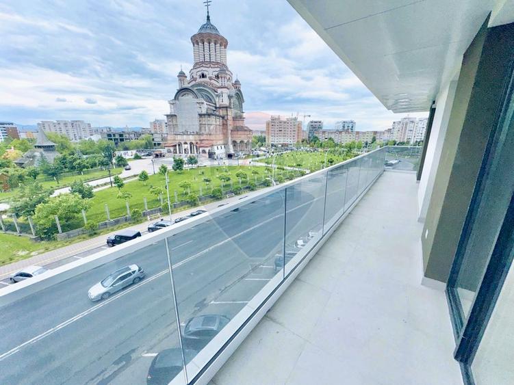 Ultracentral, apartament de LUX 3 camere de inchiriat - 1