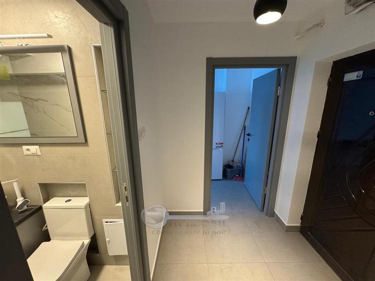 Garsonieră decomandată, mobilată în Ultracentral