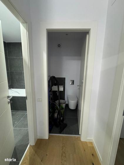 Apartament cu 3 camere în Crângași