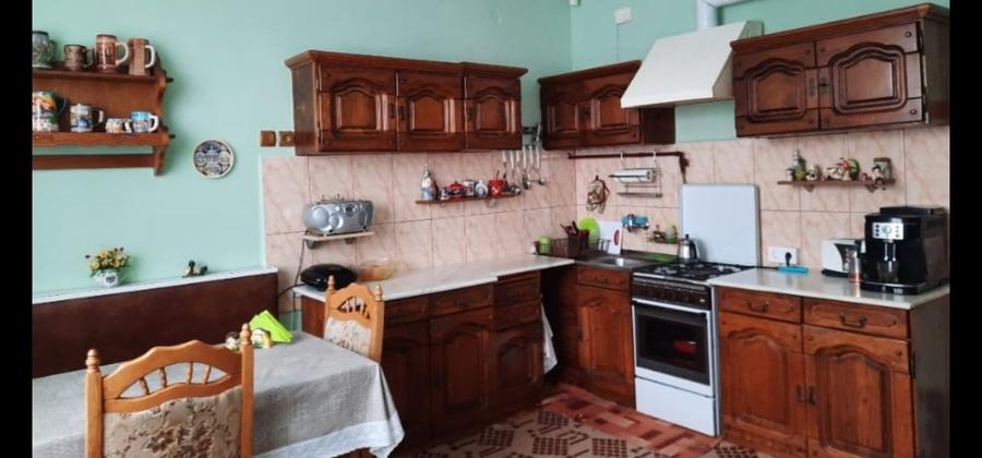 Duplex cu 5 camere cu Teren 700 Mp în Central