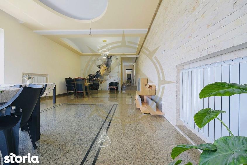 Casă cu 6 camere cu Piscina în Balotești