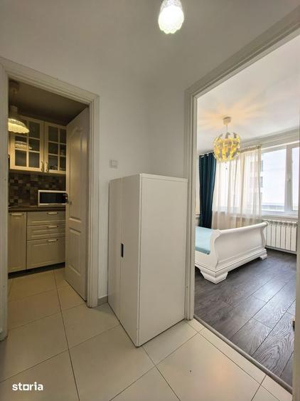 Apartament cu 2 camere semidecomandat, mobilat în Cișmigiu