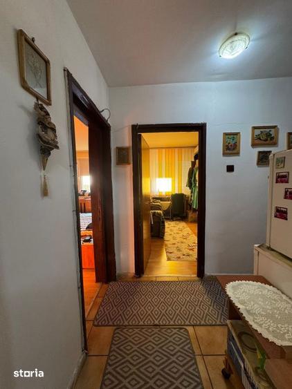 Apartament cu 3 camere decomandat, mobilat în Giurgiului