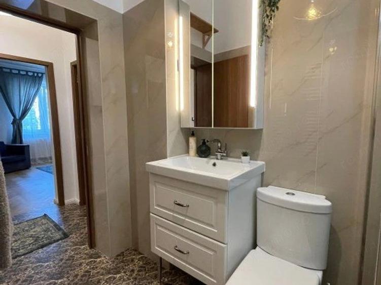 Apartament cu 2 camere decomandat în Dorobanți