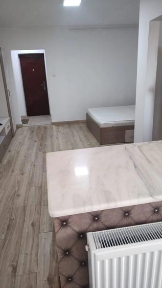 Garsonieră decomandată în Nord