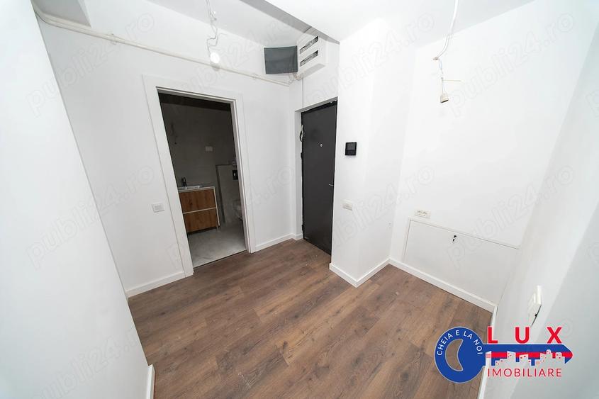 Apartament cu 3 camere decomandat în Babadag