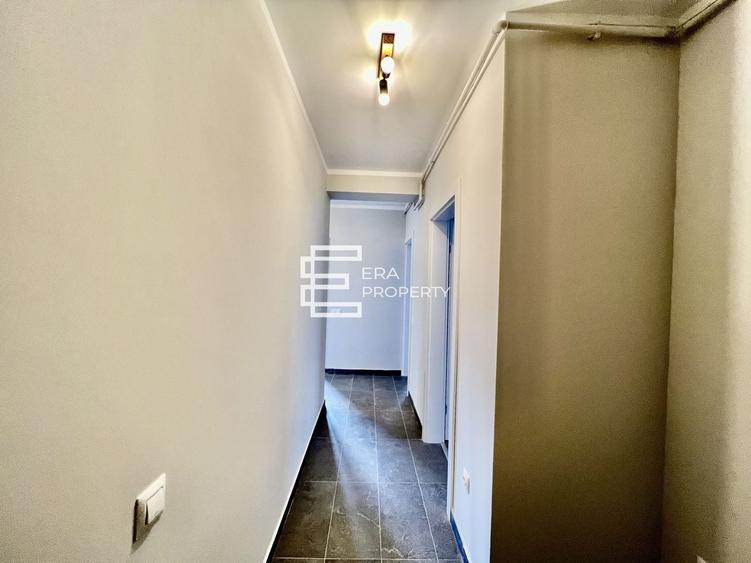 Apartament cu 3 camere decomandat în Cristian