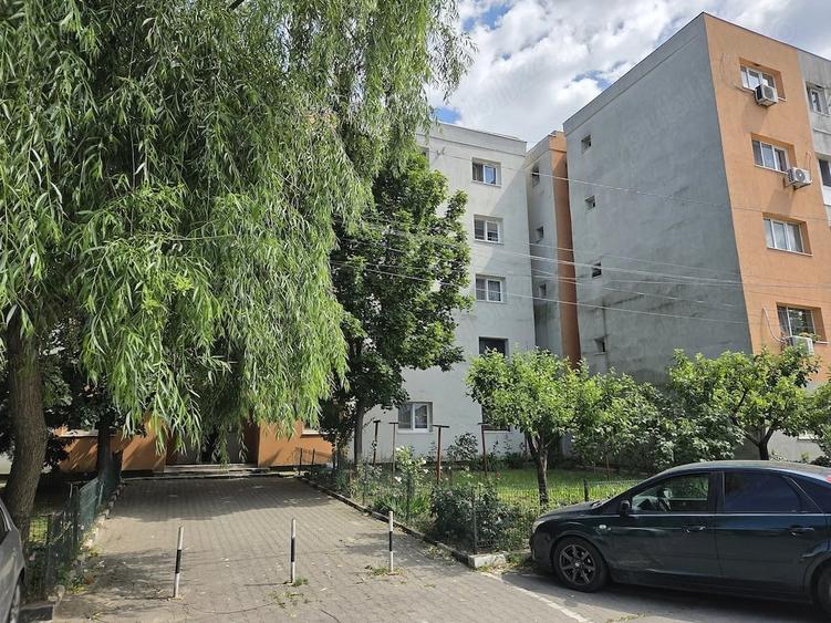 Garsonieră semidecomandată în Central