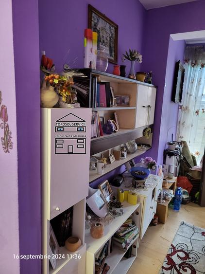 Apartament cu 3 camere decomandat în Sânmartin