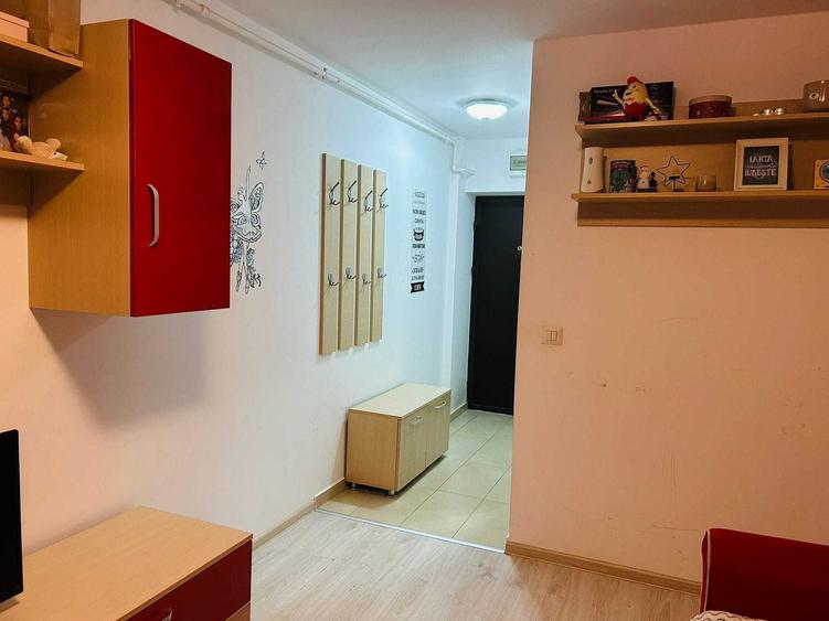 Garsonieră semidecomandată în Cățelu