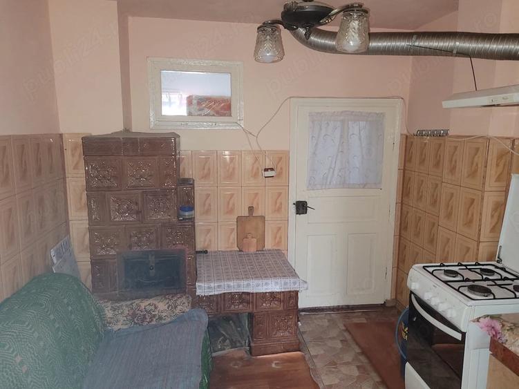 Casă cu Teren 1350 Mp în Gutinaș
