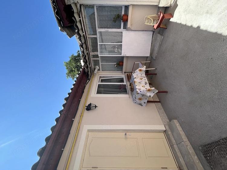 Casă cu 3 camere cu Teren 70 Mp în Palas