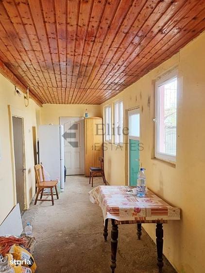 Casă cu 6 camere cu Teren 1439 Mp în Tinca