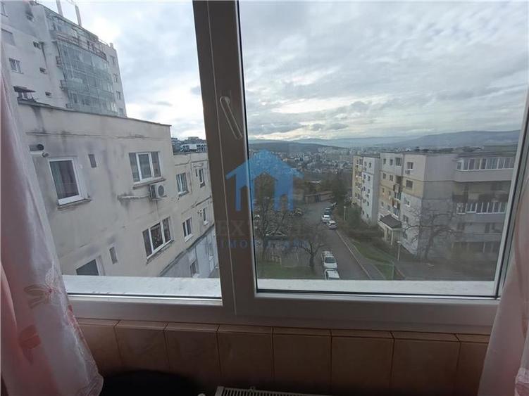 Apartament cu 2 camere decomandat în Zorilor