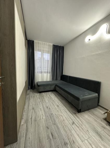 Apartament cu 3 camere în Tomis Nord