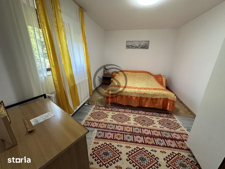 Casă cu 5 camere cu Canalizare în Cocorăștii Colț