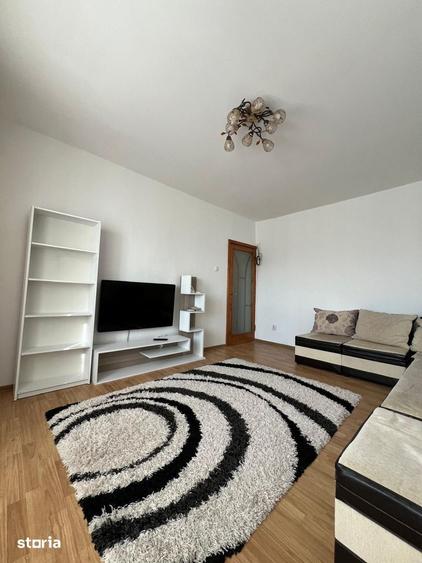 Apartament cu 3 camere decomandat, mobilat în Gară