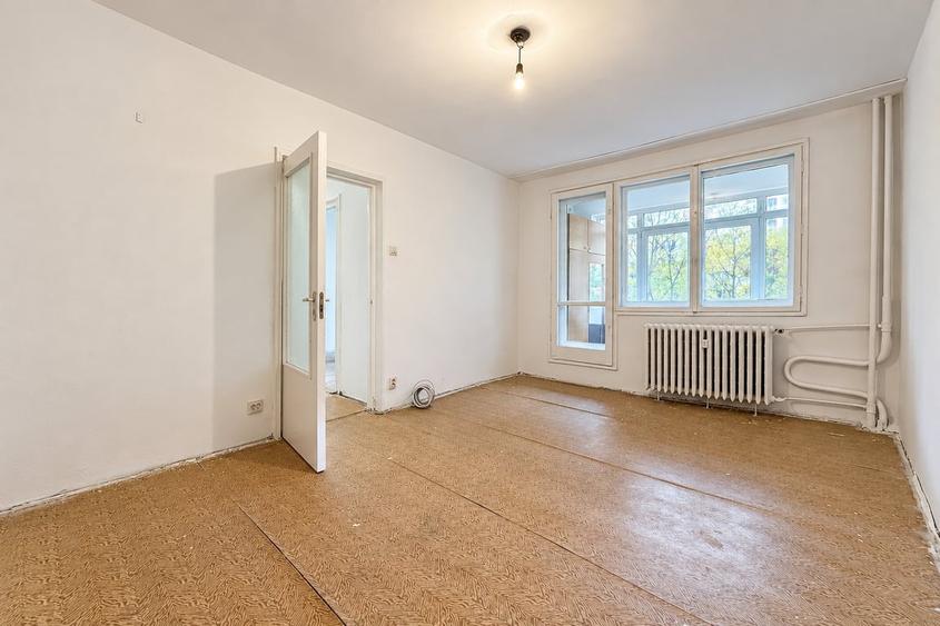 Apartament cu 2 camere decomandat în Vitan