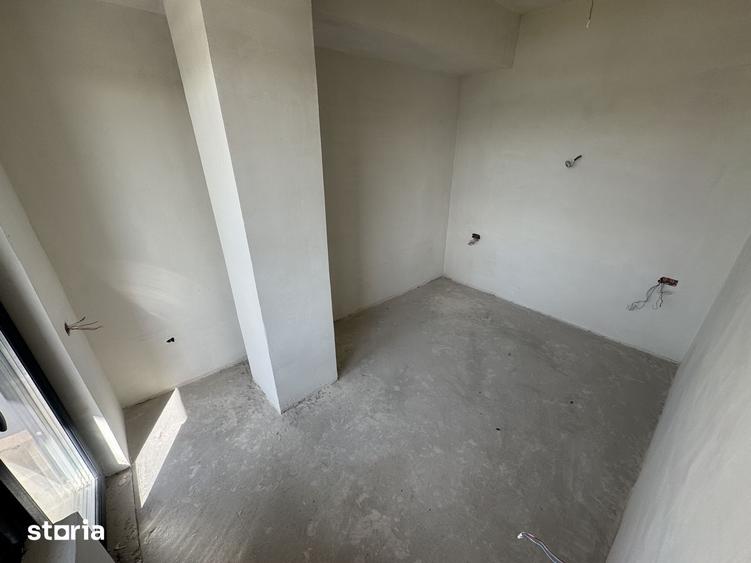 Apartament cu 2 camere semidecomandat în Tomis Nord